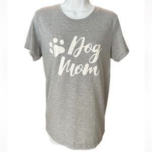 NWOT sz M Dog Mom Paw Print Tee 100% soft cotton Heather Gray t-shirt